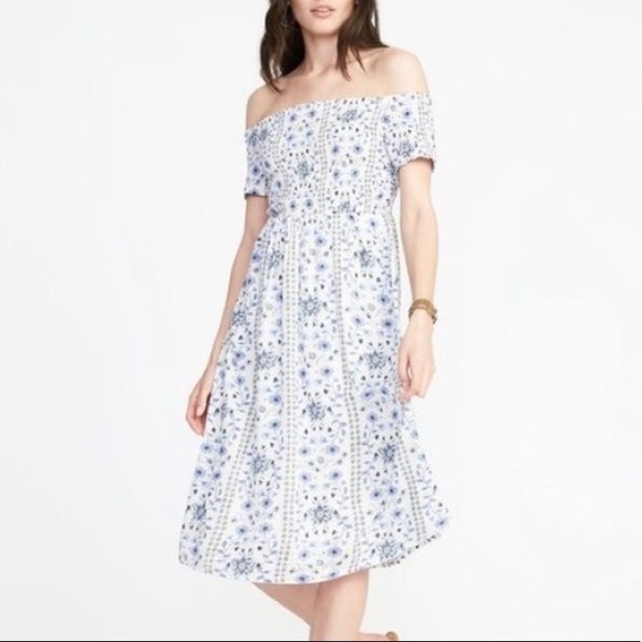 Old Navy Dresses & Skirts - Old Navy Smocked Off The Shoulder Dress Blue white flora size xs